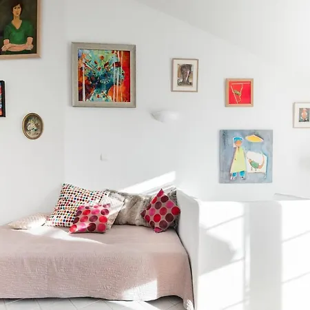 Apartment Modern Provencal Of 1300 Square Feet Saint-Remy-de-Provence
